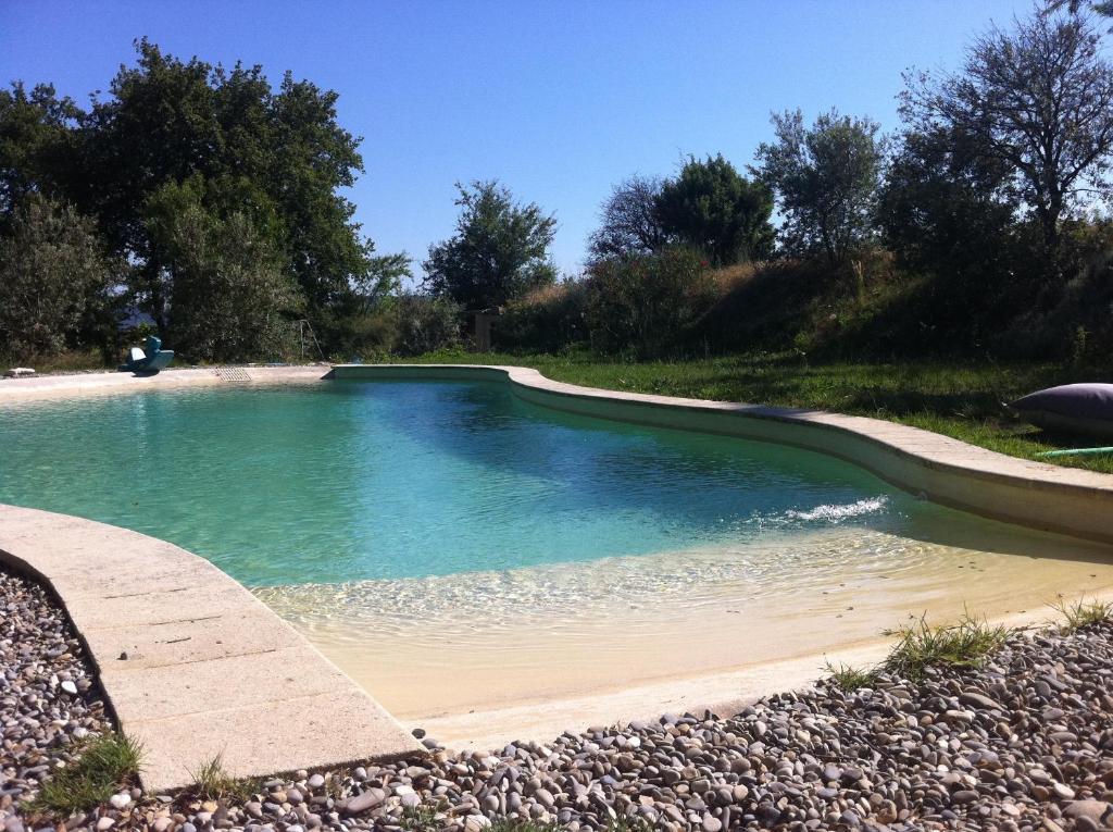 A Travers Champs Puyvert Exterior photo