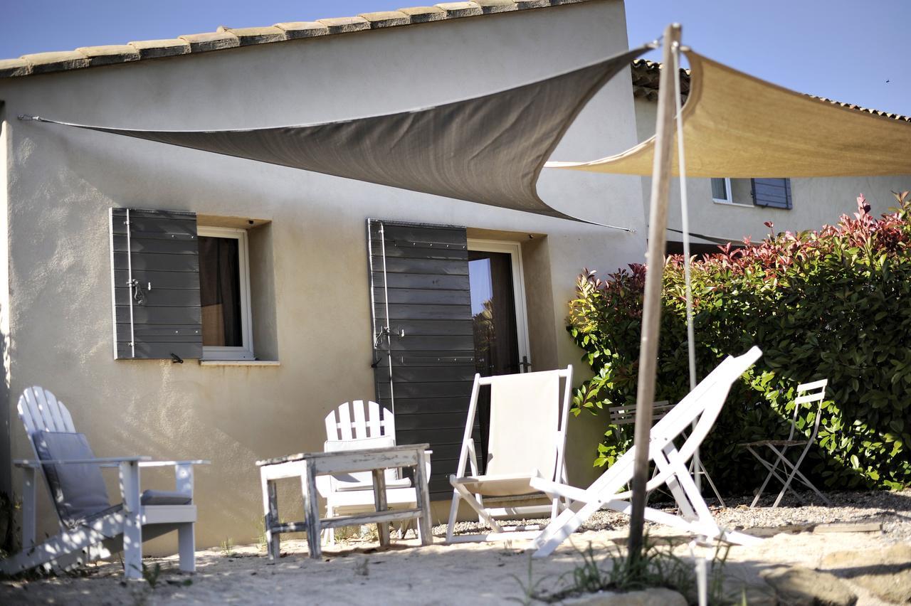 A Travers Champs Puyvert Exterior photo